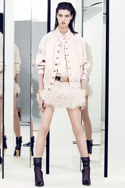 Look 3